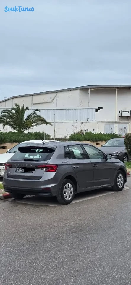 Image 5 de l'annonce Skoda Fabia 1.2 modèle 2022  38 700 TND