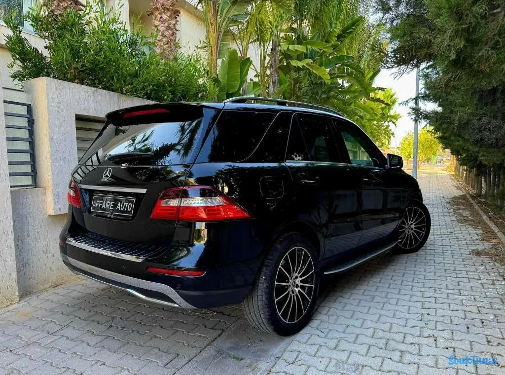 Image 4 de l'annonce 🚘 Mercedes ML 2013 Diesel 