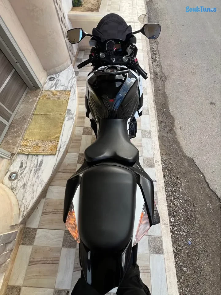 Image 4 de l'annonce SUZUKI  GSXR 1000 L2