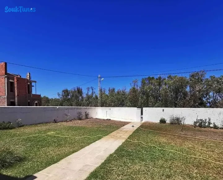 Image 14 de l'annonce Une villa S+4 sur un terrain 1215 m² à Kerkouane