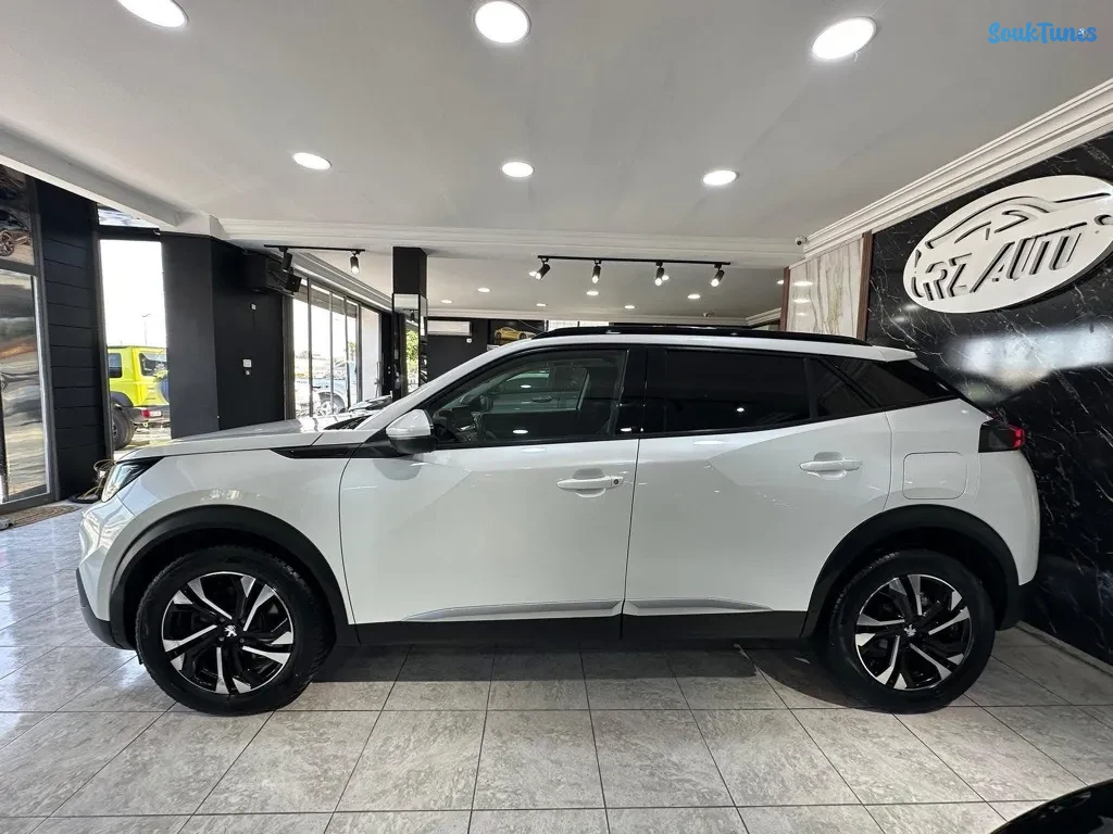 Image 5 de l'annonce 🌟PEUGEOT 2008 GT 🌟