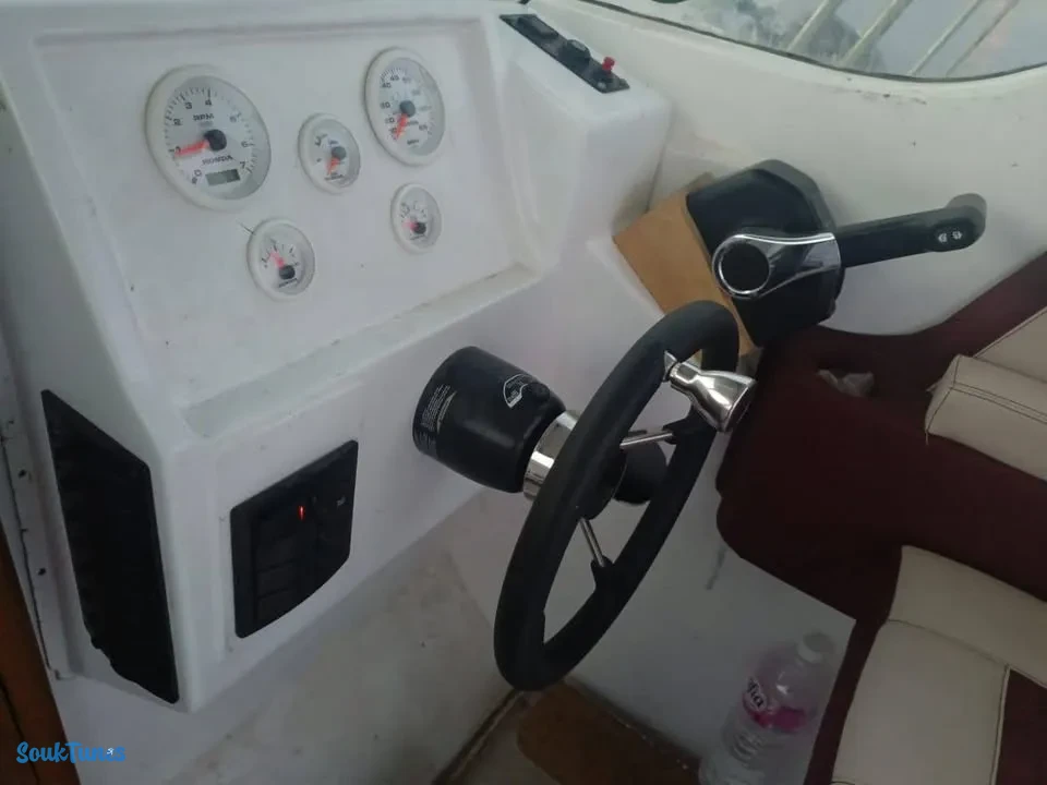 Image 9 de l'annonce Bateau de plaisance avec cabine 105 000 DT