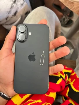 Image principale de l'annonce Iphone 16 en bonne état🤷‍♂️2000 TND