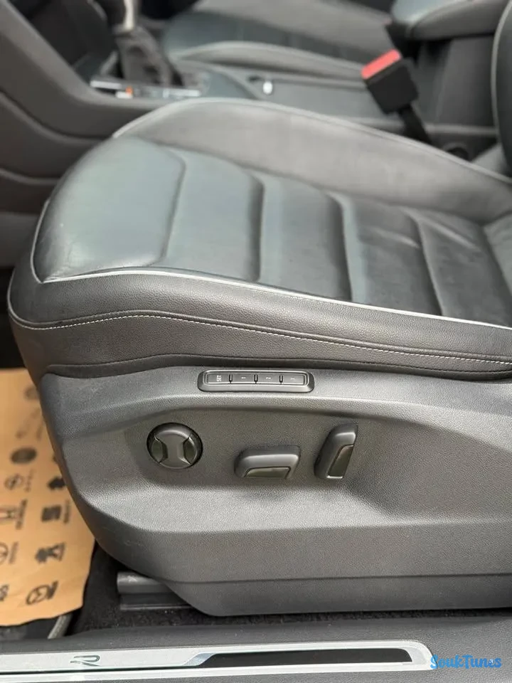 Image 15 de l'annonce Volkswagen Tiguan Rline BVA Toit Panoramique