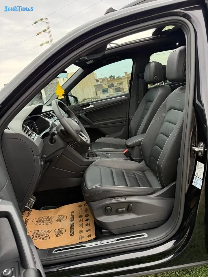 Image 19 de l'annonce Volkswagen Tiguan Rline BVA Toit Panoramique