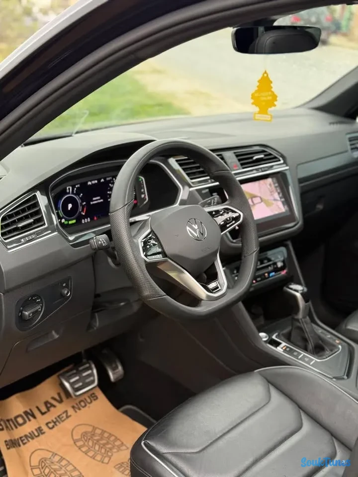 Image 5 de l'annonce Volkswagen Tiguan Rline BVA Toit Panoramique