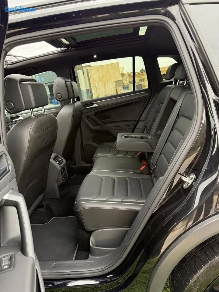 Image 7 de l'annonce Volkswagen Tiguan Rline BVA Toit Panoramique