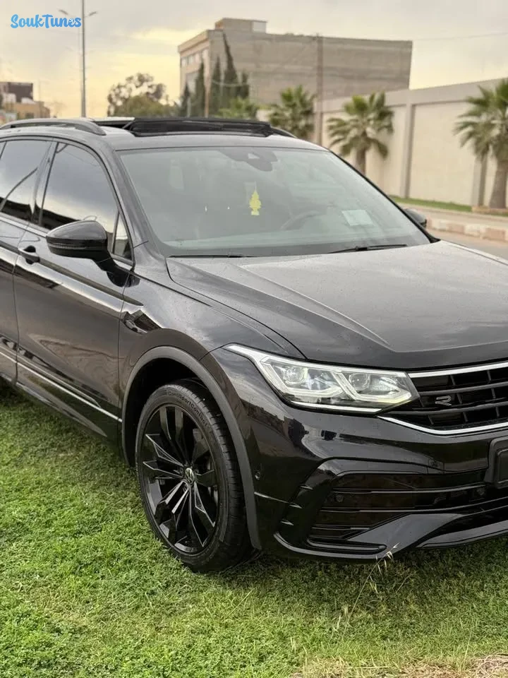 Image 10 de l'annonce Volkswagen Tiguan Rline BVA Toit Panoramique