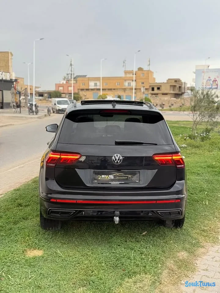 Image 4 de l'annonce Volkswagen Tiguan Rline BVA Toit Panoramique