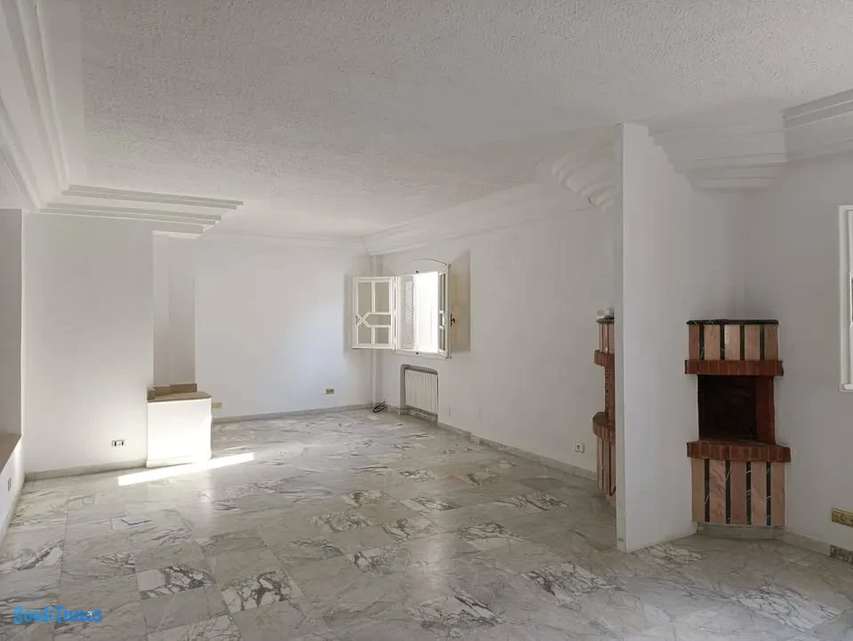 Image 9 de l'annonce Grande villa de standing à Menzah 8