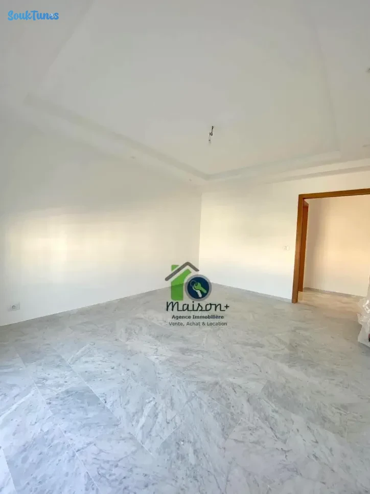 Image 6 de l'annonce Appartement   haut standing  de type S+2