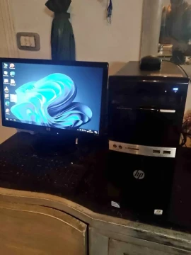 Image principale de l'annonce PC HP comme neuf écran 21 led 