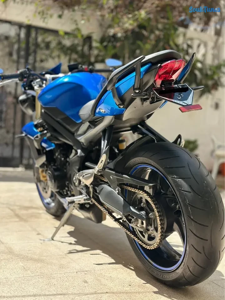 Image 6 de l'annonce Triumph Street Triple 2013