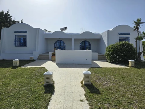 Image principale de l'annonce Une villa sur la première position à Kerkouane