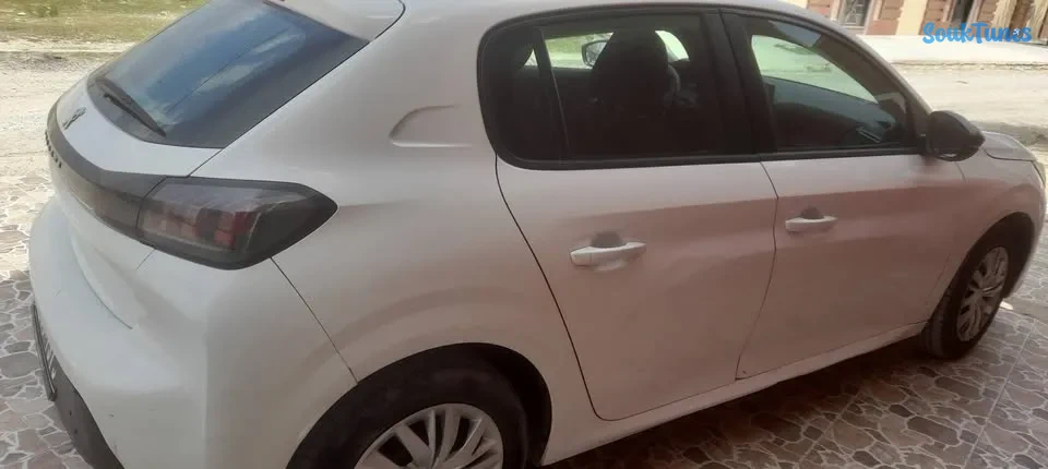 Image 5 de l'annonce PEUGEOT 208 / 31 050 TND