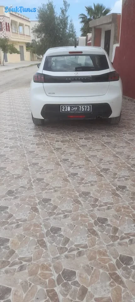 Image 4 de l'annonce PEUGEOT 208 / 31 050 TND