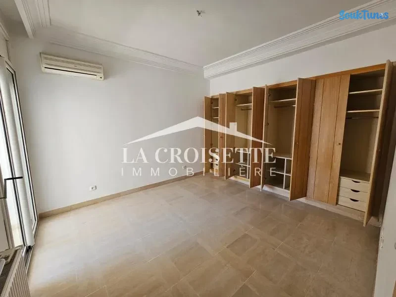 Image 5 de l'annonce Appartement S2 à La Soukra 💰1.400 TND