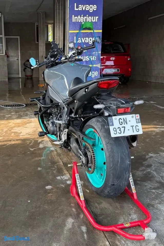 Image 6 de l'annonce YAMAHA Mt09 2023 stage 1 🔥🔥 22 500 TND