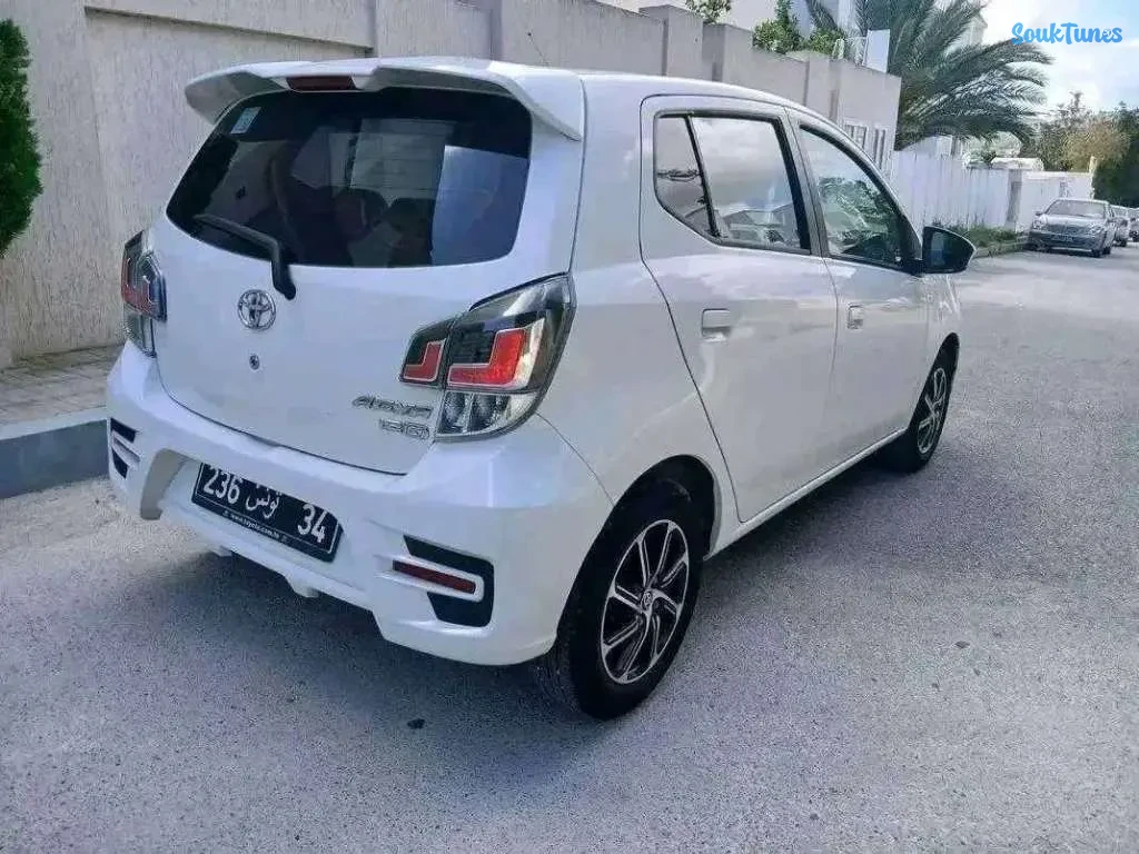 Image 8 de l'annonce TOYOTA AYGO PREMIÈRE MAIN