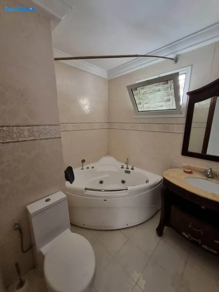 Image 7 de l'annonce Superbe appartement S+2 à ain zaghouan nord