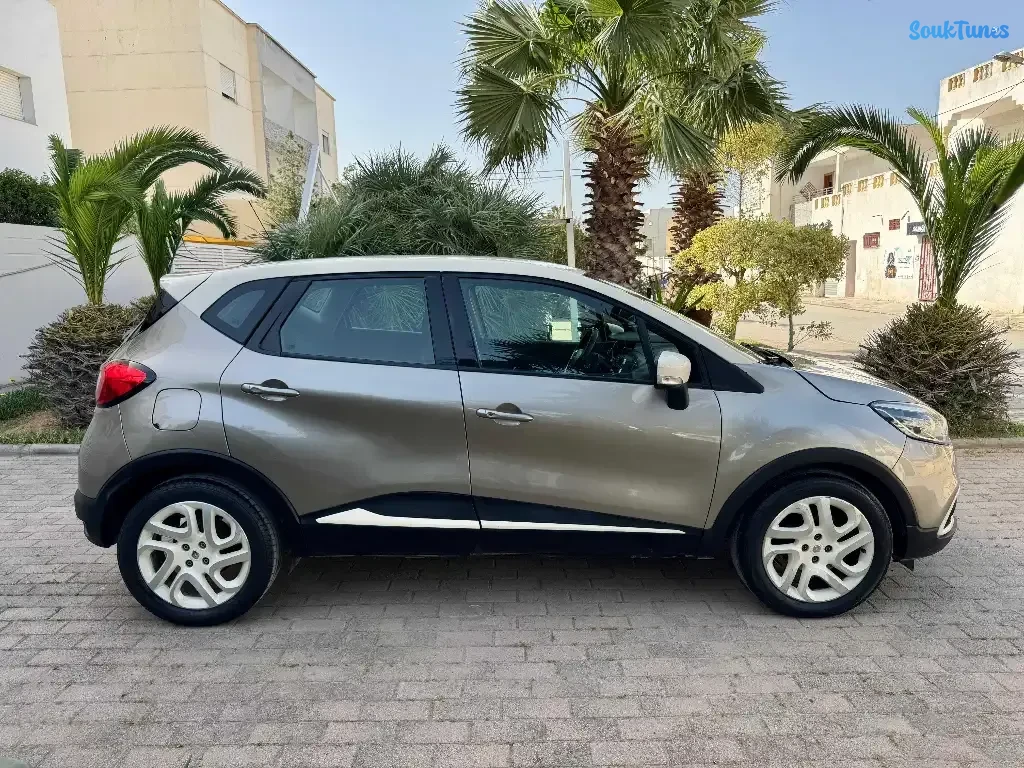 Image 4 de l'annonce RENAULT CAPTUR 35.500 DT