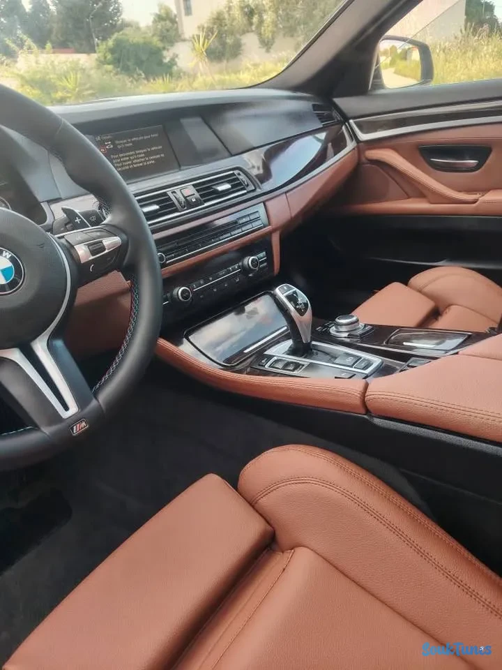 Image 5 de l'annonce BMW 528i ✌  72 TND