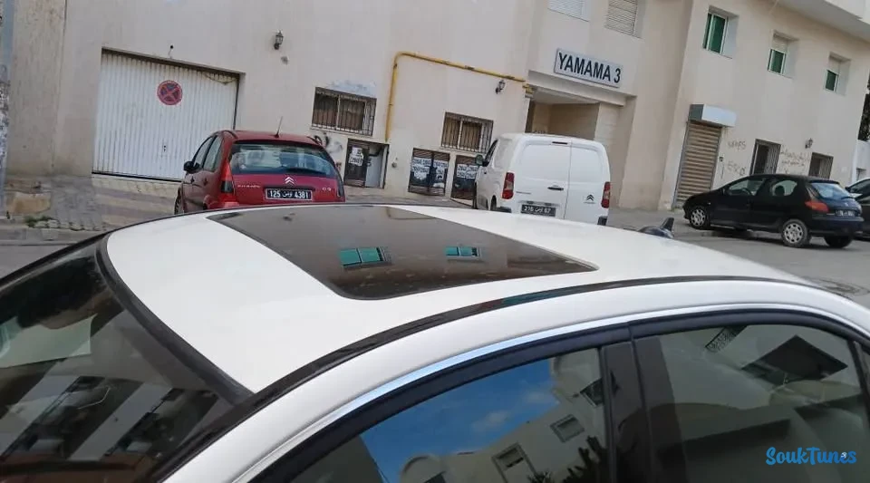Image 8 de l'annonce MERCEDES C250 ESSENCE 2013 12CV