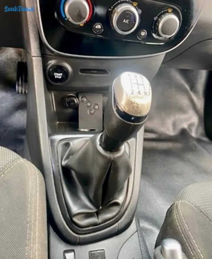 Image 9 de l'annonce Renault Clio Dynamique Blanche, 151k km, Tunis