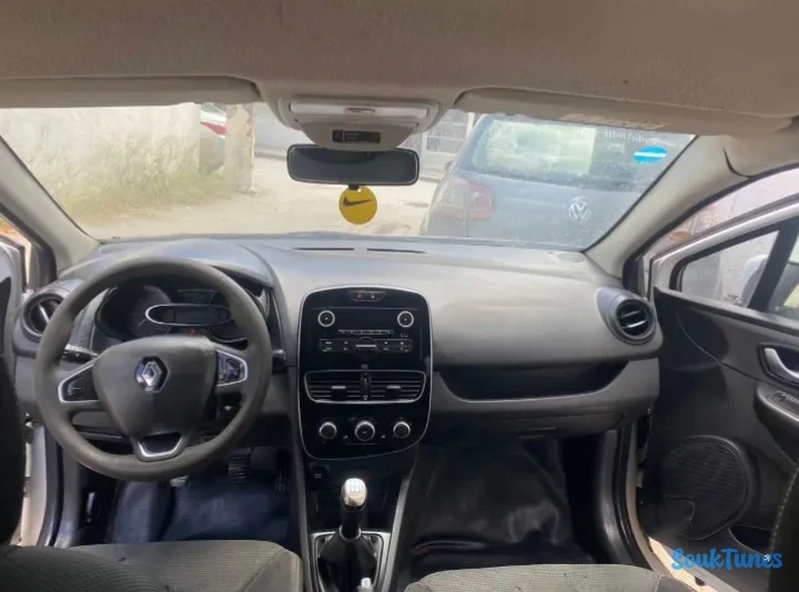 Image 4 de l'annonce Renault Clio Dynamique Blanche, 151k km, Tunis