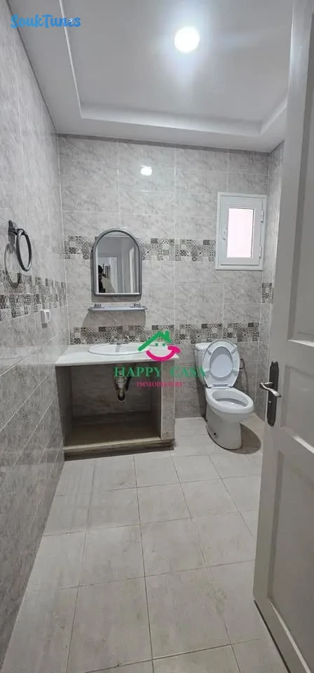 Image 6 de l'annonce location un appartement S+2 à boumhel bassati