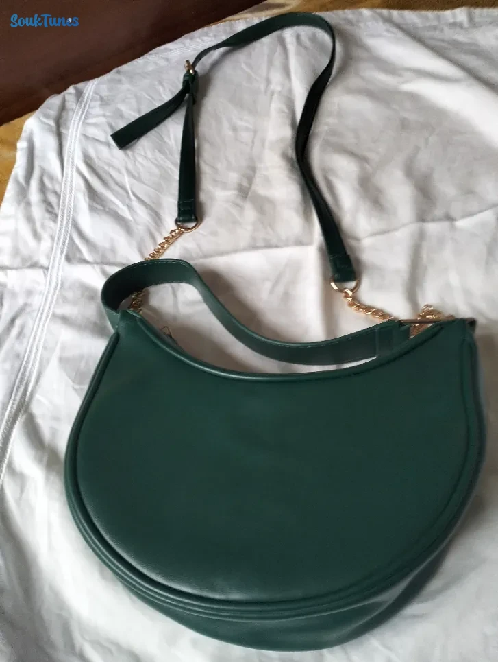 Image 5 de l'annonce Sac à bandoulière Primark neuf en vert 