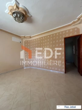 Image principale de l'annonce À VENDRE – Maison en Triplex à Ras Jebel 