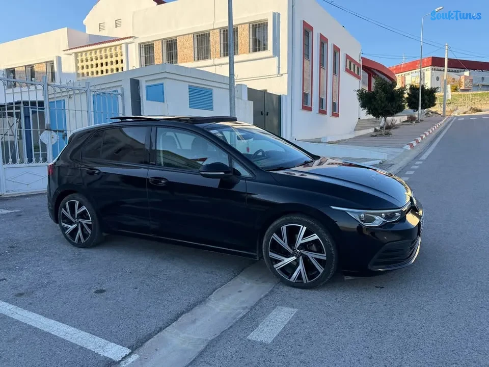 Image 4 de l'annonce volkswagen Golf 8 1.5 ts  united