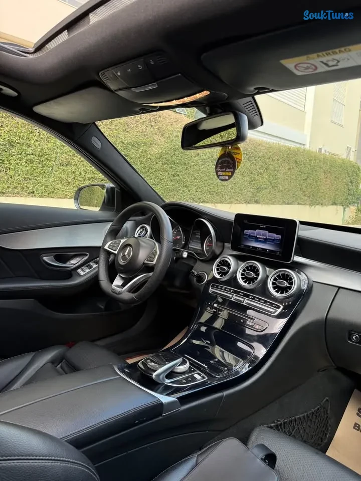 Image 7 de l'annonce Mercedes benz c180 kit Amg 2015