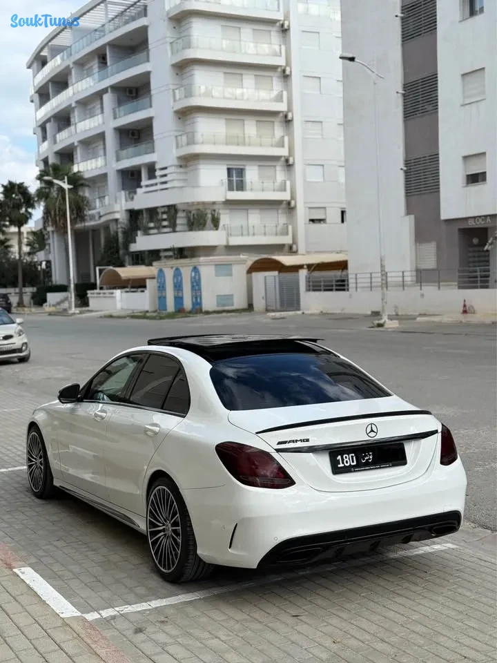 Image 5 de l'annonce Mercedes benz c180 kit Amg 2015