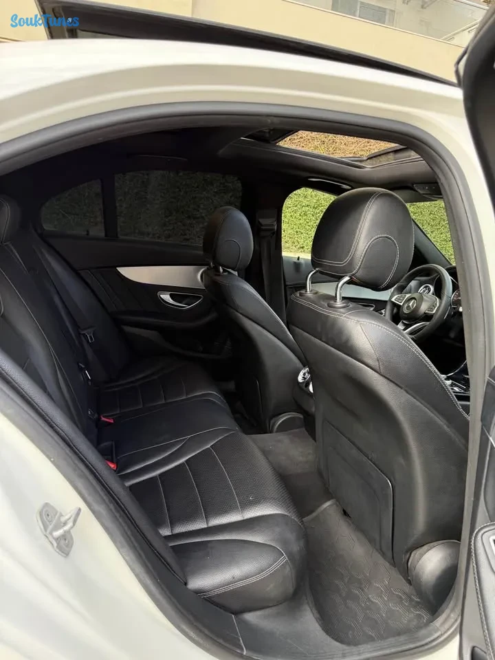 Image 10 de l'annonce Mercedes benz c180 kit Amg 2015