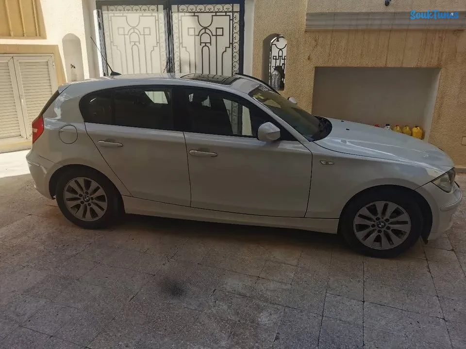 Image 4 de l'annonce BMW Série 1 116d édition Confort