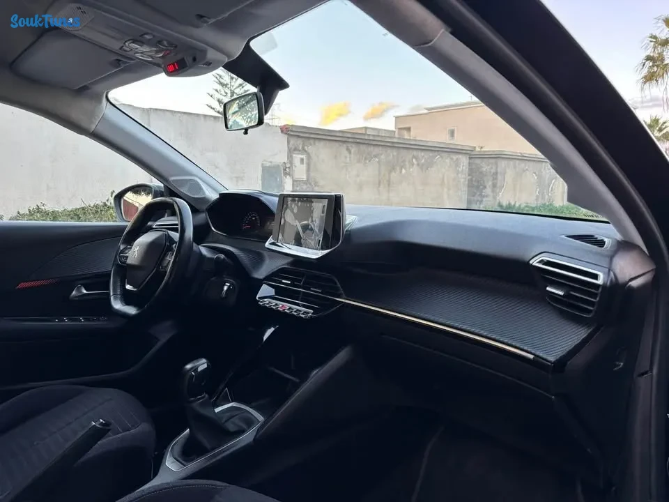Image 8 de l'annonce  PEUGEOT 208 ACTIVE