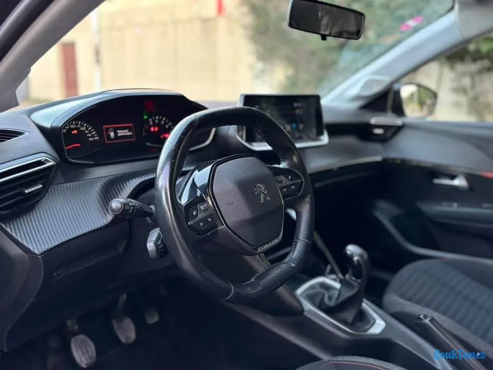Image 7 de l'annonce  PEUGEOT 208 ACTIVE