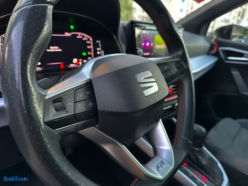 Image 10 de l'annonce SEAT ARONA FR BVA 💲 69.500 TND