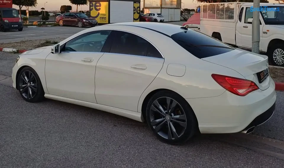 Image 6 de l'annonce Mercedes CLA 180 Neuuf