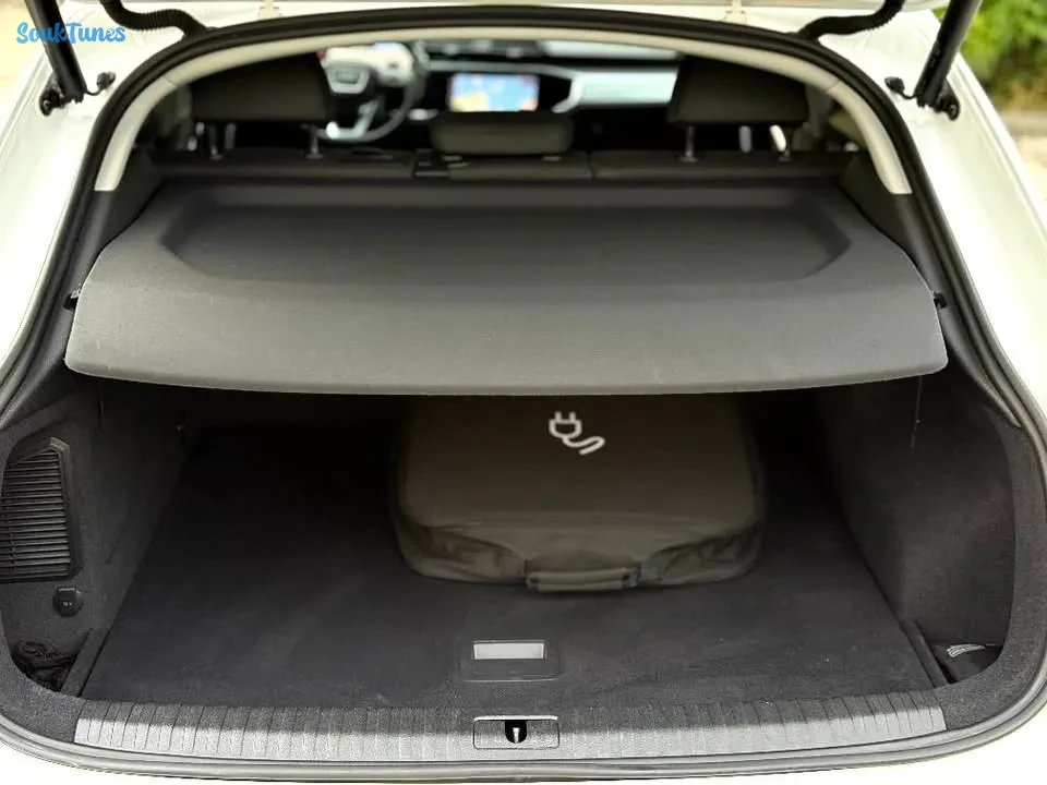 Image 18 de l'annonce Q3 Sportback 1.4 essence hybride 2022 tu261 Gsm