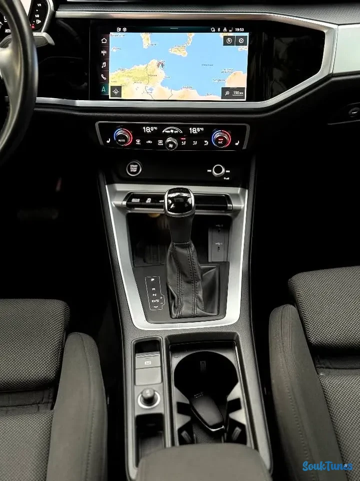 Image 13 de l'annonce Q3 Sportback 1.4 essence hybride 2022 tu261 Gsm