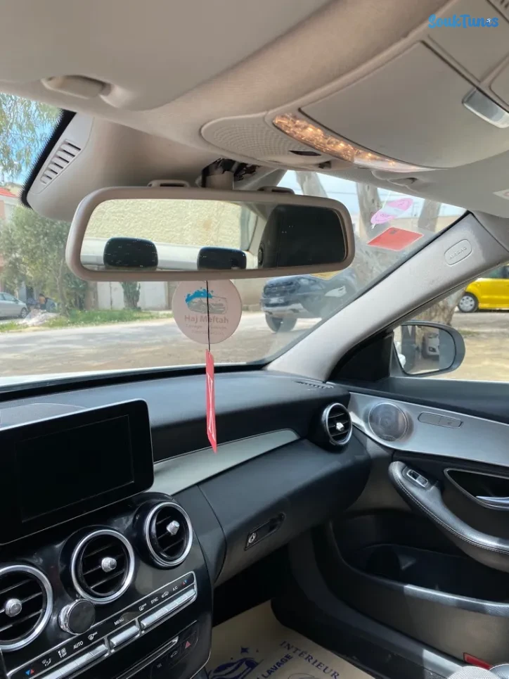 Image 9 de l'annonce Mercedes C220