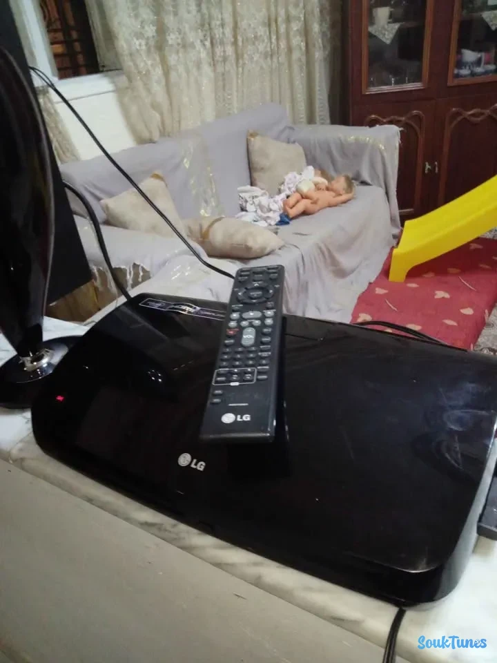 Image 5 de l'annonce Homme cinéma LG neuf.