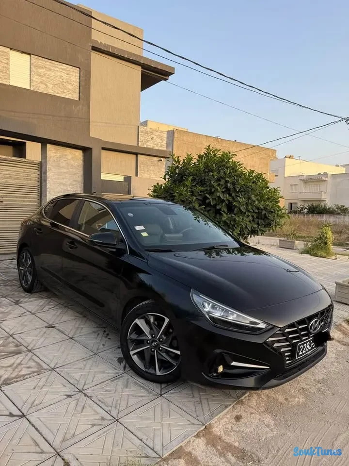Image 10 de l'annonce Hyundai i30 en NOIR