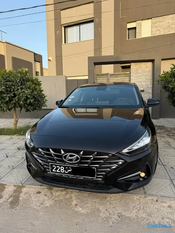 Image 1 de l'annonce Hyundai i30 en NOIR