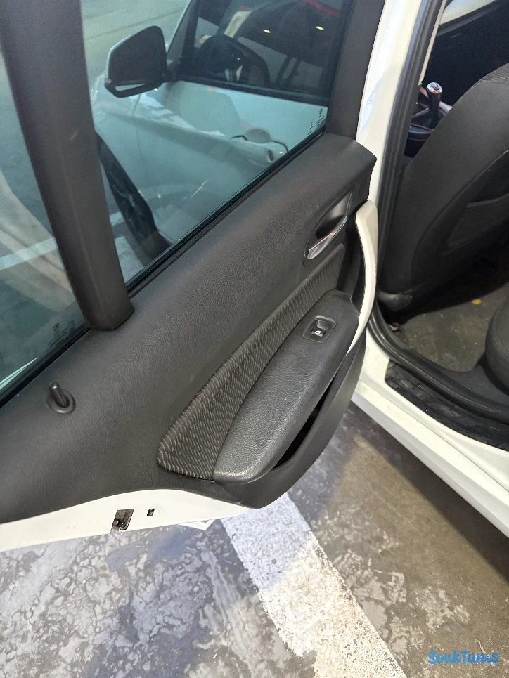 Image 12 de l'annonce Bmw serie 1 f20 en très bonne état 