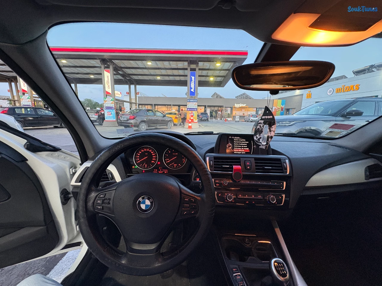 Image 8 de l'annonce Bmw serie 1 f20 en très bonne état 