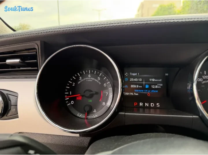 Image 8 de l'annonce Ford Mustang GT 5.0L Noire, 1ère main, Tunis